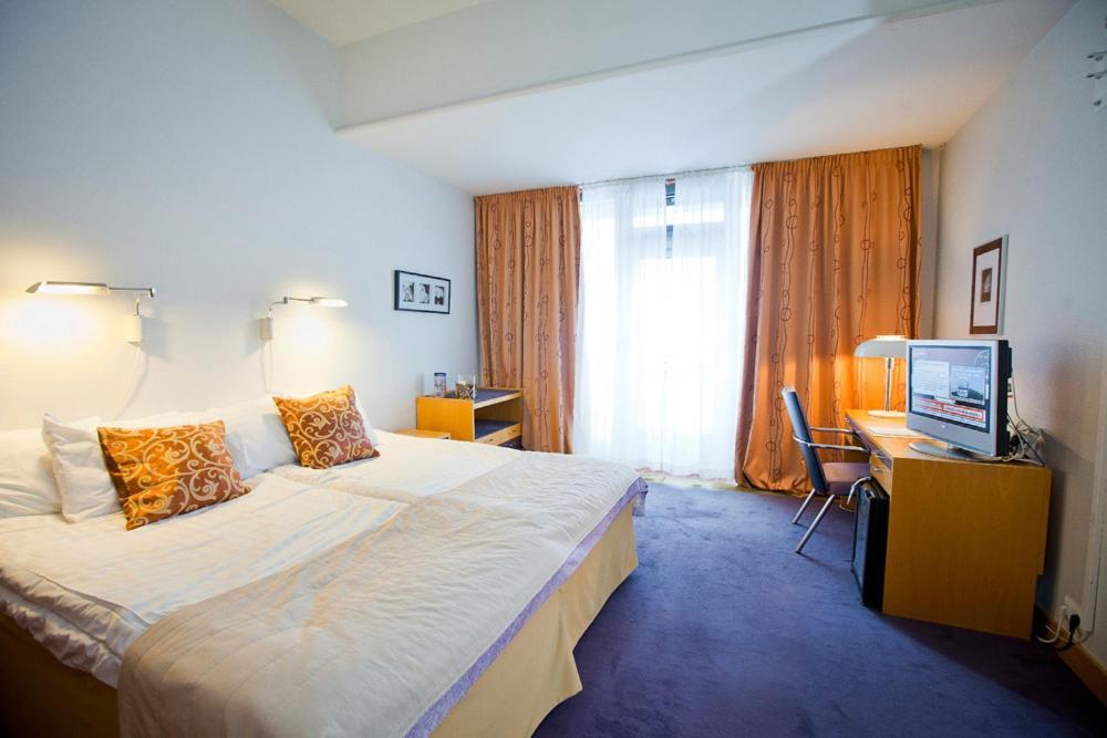 Hotel Kuninkaantie Espoo Habitación foto
