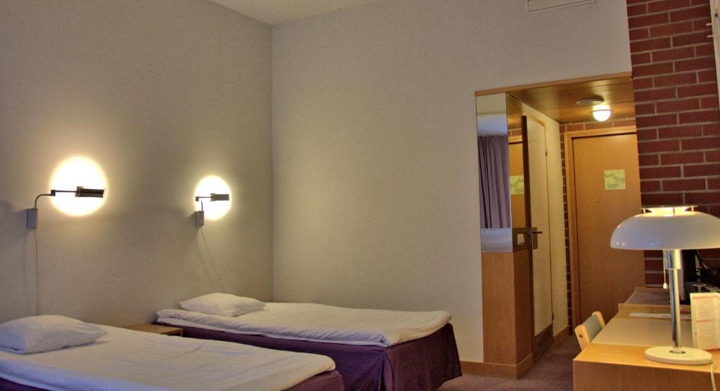 Hotel Kuninkaantie Espoo Habitación foto