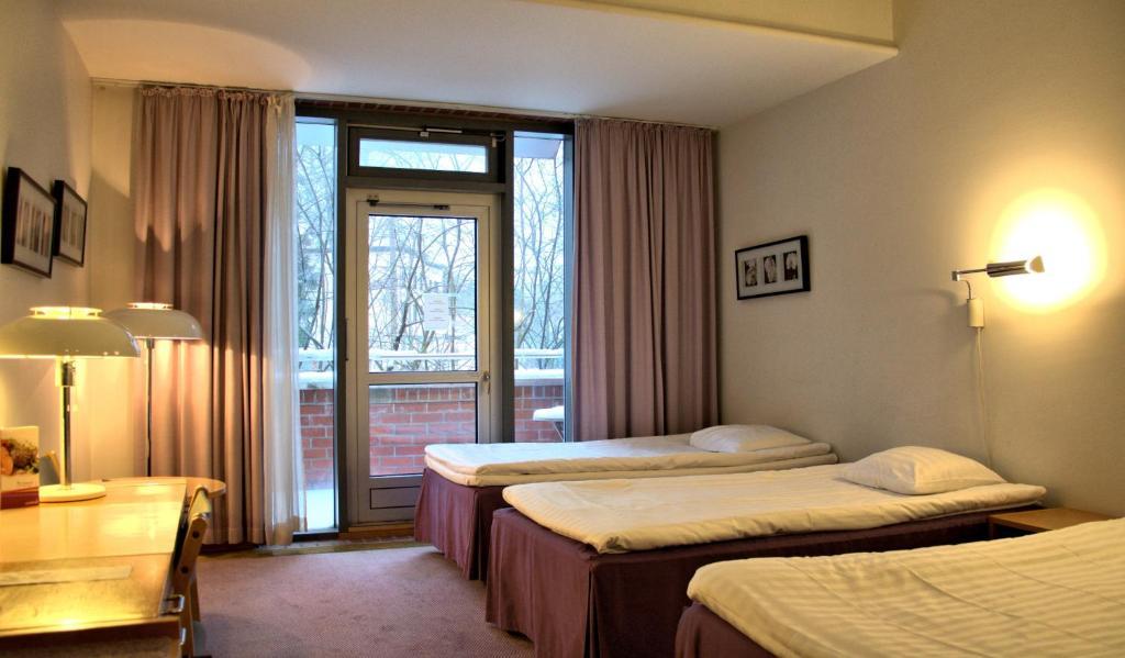 Hotel Kuninkaantie Espoo Habitación foto
